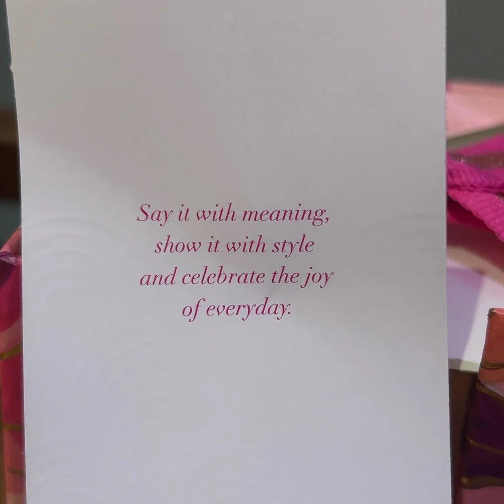 Papyrus Express Beautifully Floral Note Organizer With Pen And 600 Note Pages